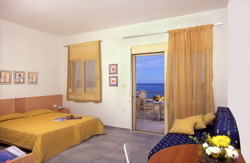 Lissos Beach Platanés Zimmer foto